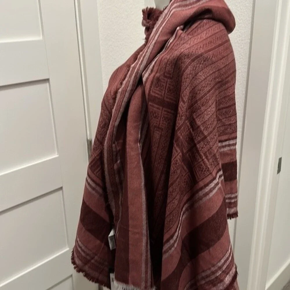 BCBGMAXAZARIA Scarf/Wrap🧣